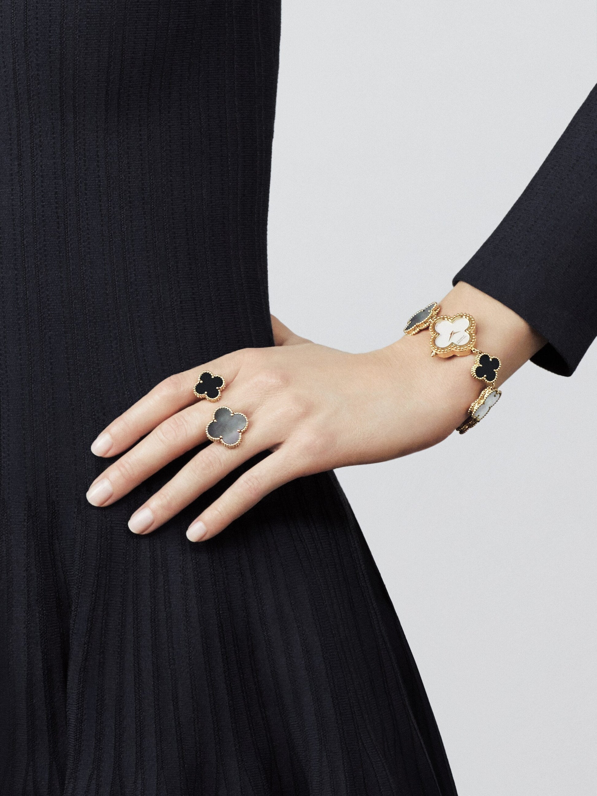 18K Celestial Magic Alhambra Clover Ring
