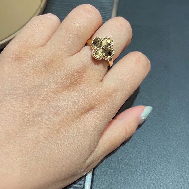 18K Celestial Vintage Alhambra Ring