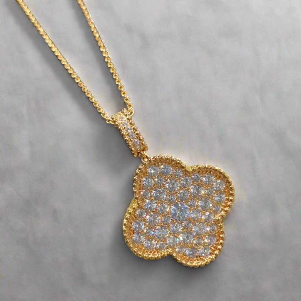 18K Celestial Magic Alhambra One Motifs Diamonds Clover Necklace