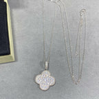 18K Celestial Magic Alhambra One Motifs Diamonds Clover Necklace