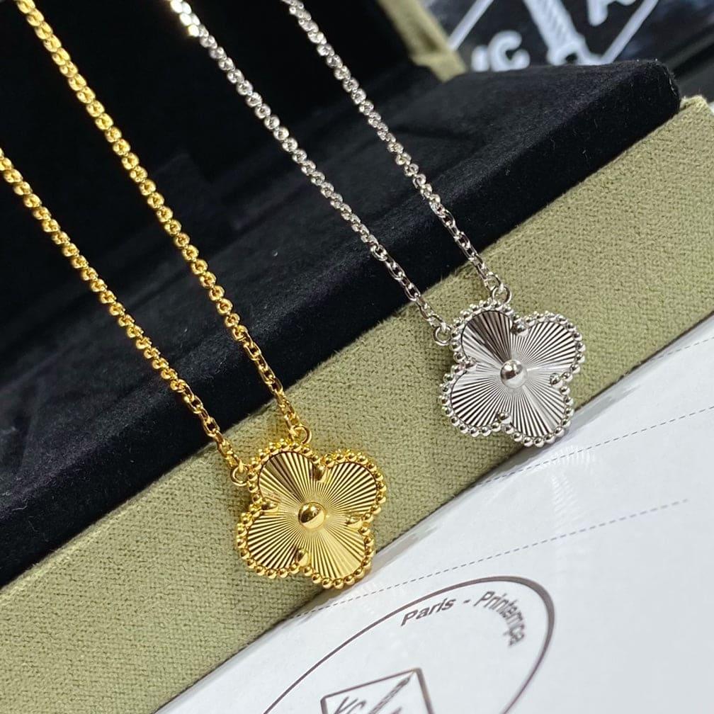 18K Celestial Vintage Alhambra Pendant Clover Necklace