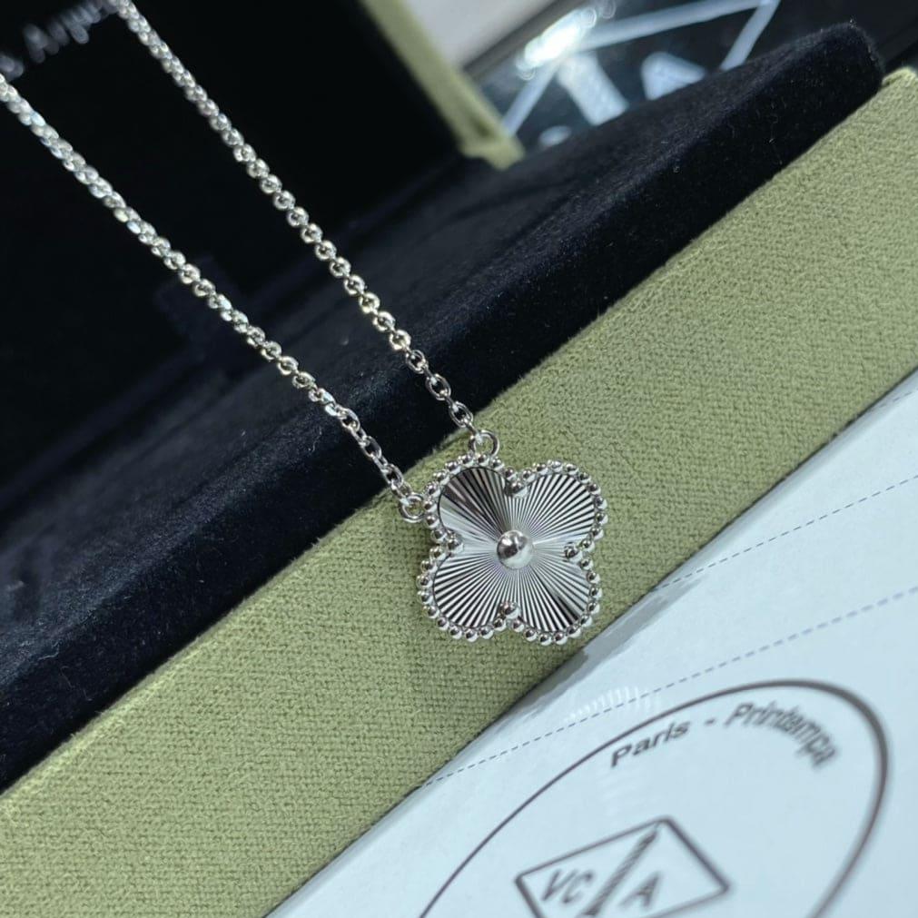 18K Celestial Vintage Alhambra Pendant Clover Necklace