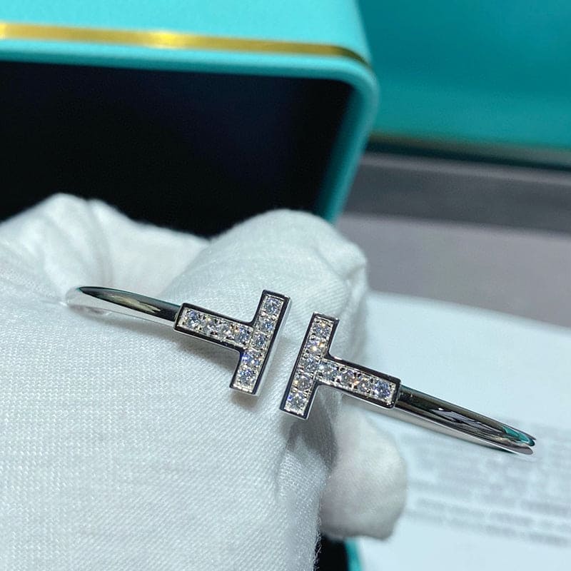 18K Celestial T Diamond Wire Bracelet