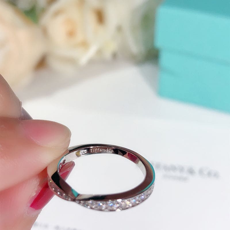 18K Celestial T Harmony  Ring
