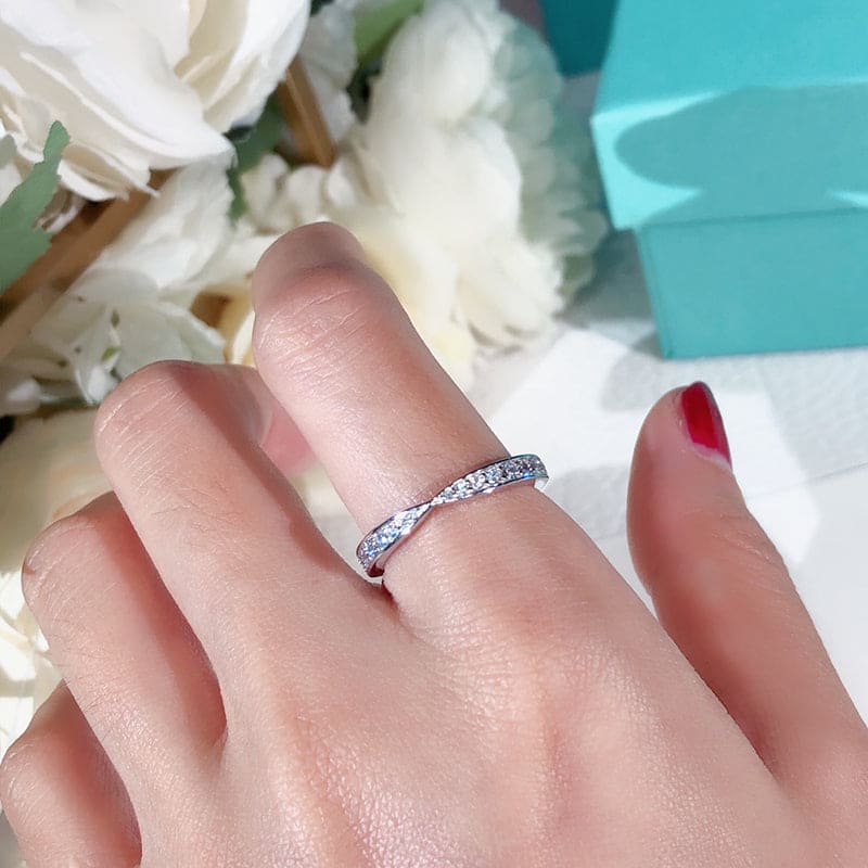 18K Celestial T Harmony  Ring
