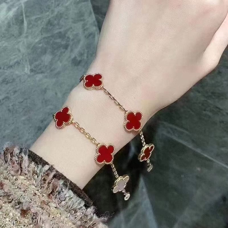 18K Celestial Vintage Alhambra Five Motifs Carnelian Bracelet