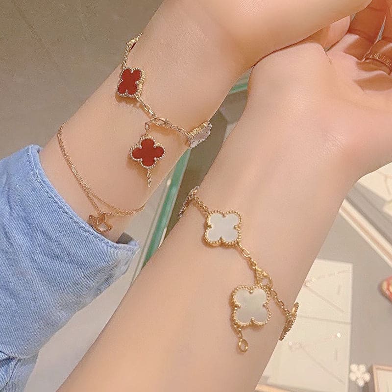 18K Celestial Vintage Alhambra Five Motifs Carnelian Bracelet