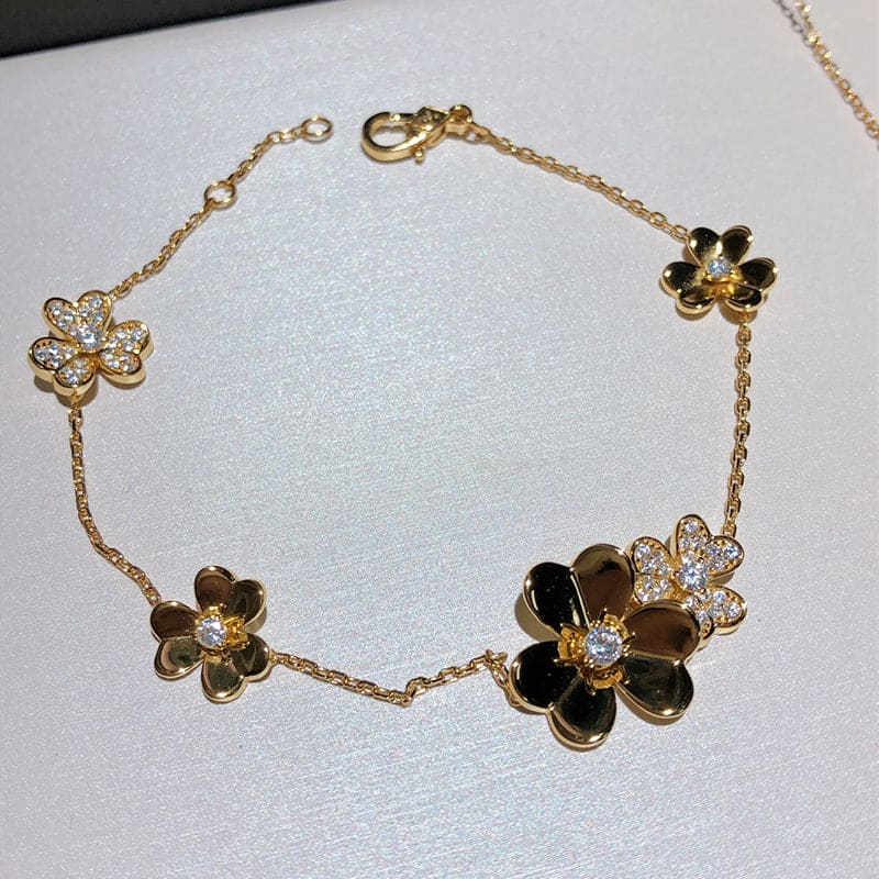18K Celestial Frivole Diamonds Clover Bracelet