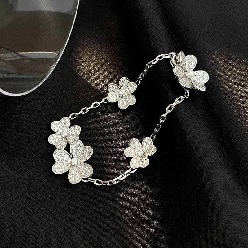 18K Celestial Frivole Diamonds Clover Bracelet