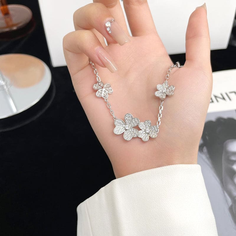 18K Celestial Frivole Diamonds Clover Bracelet
