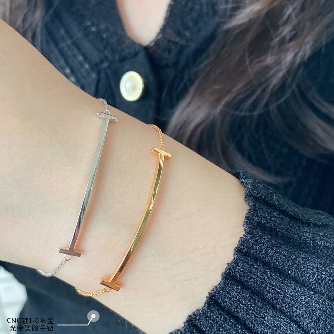18K Celestial T Smile Bracelet