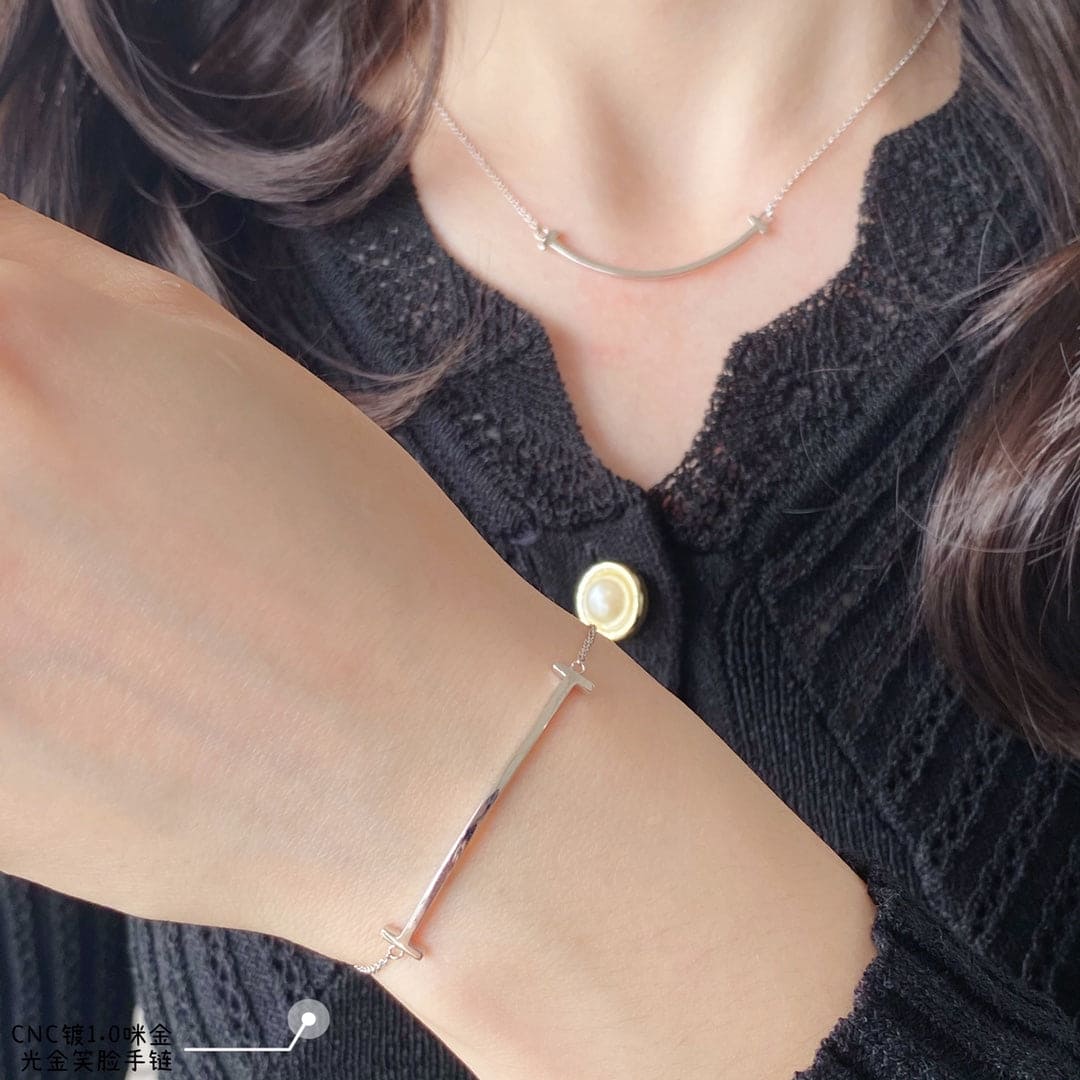 18K Celestial T Smile Bracelet