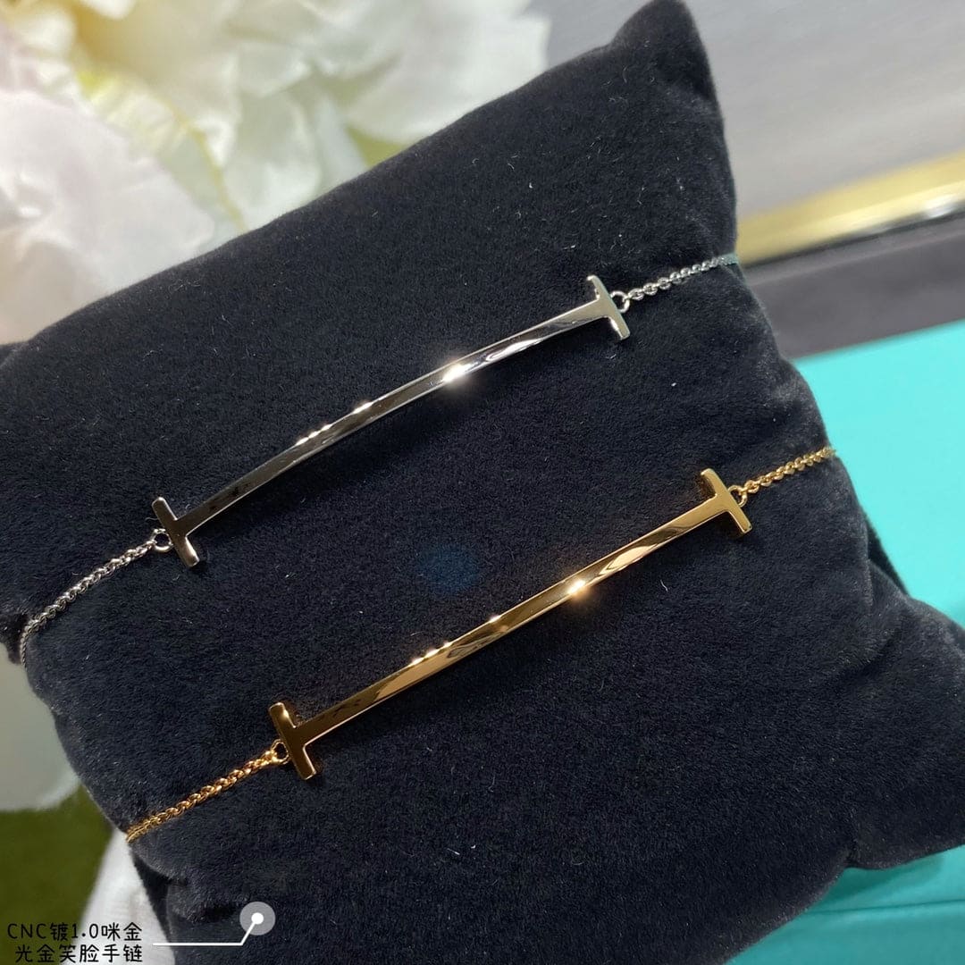 18K Celestial T Smile Bracelet