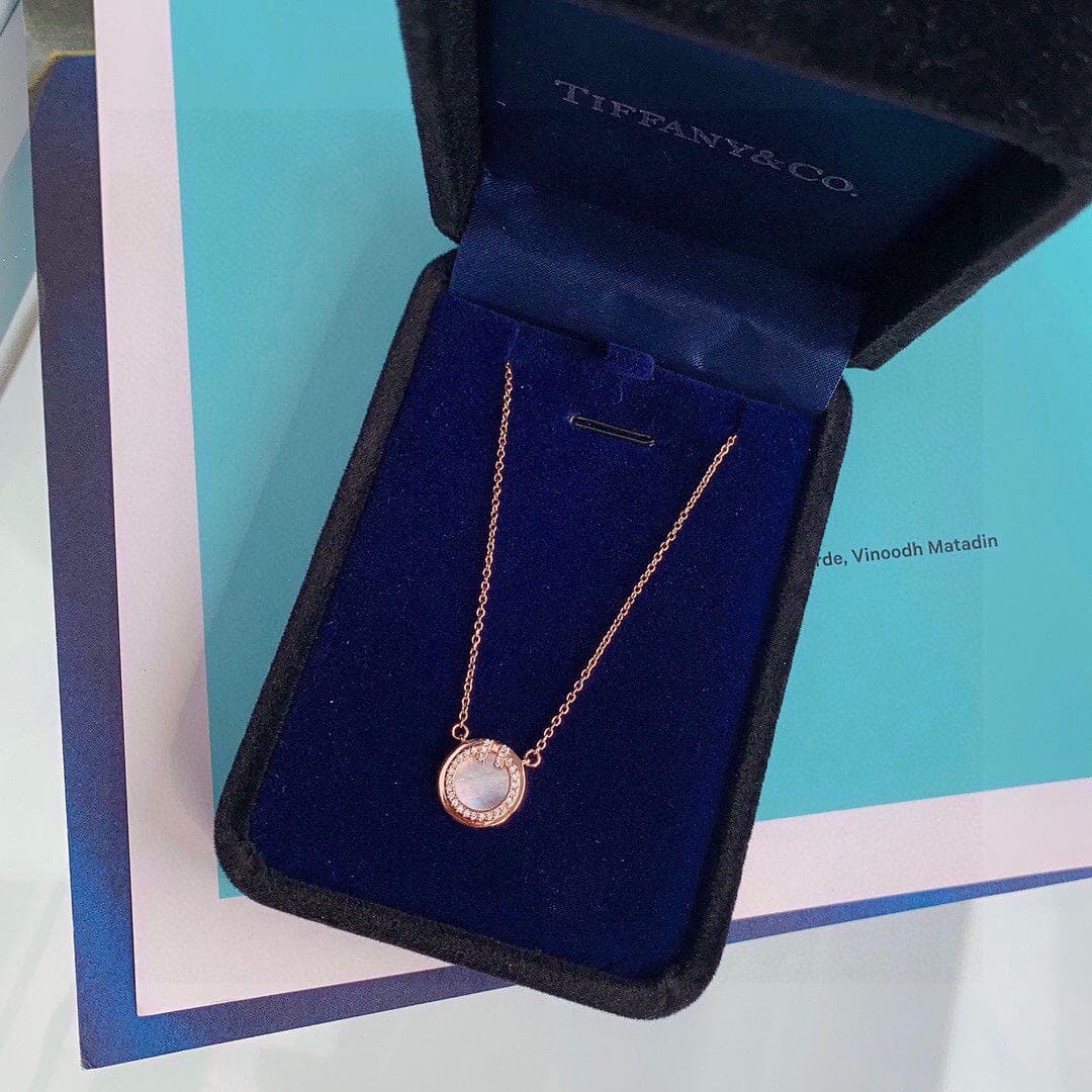 18K Celestial T Diamond & Turquoise Circle Pendant Necklace