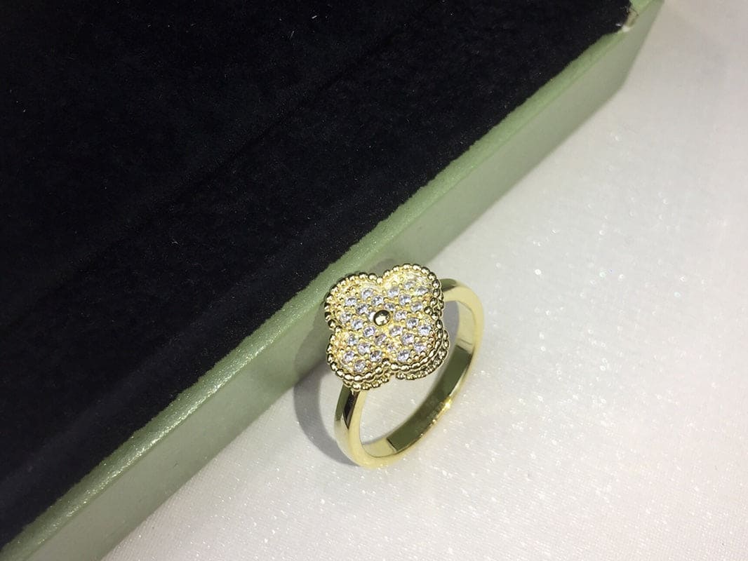 18K Celestial Vintage Alhambra Diamonds Ring