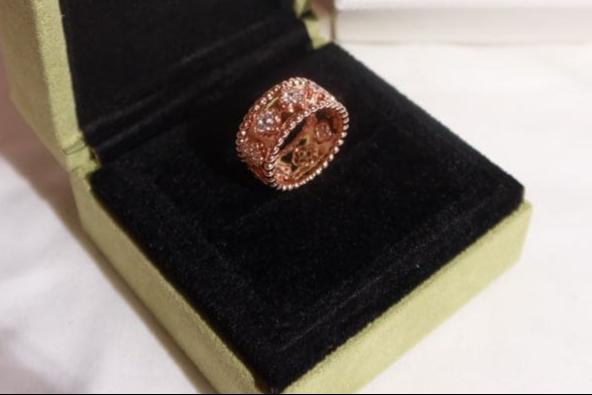 18K Celestial Perl̩e Clovers Ring