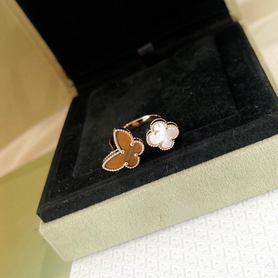 18K Celestial Lucky Alhambra Between the Finger Ring