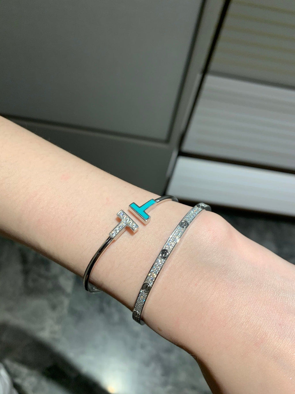 18K Celestial T Diamond and Turquoise Wire Bracelet