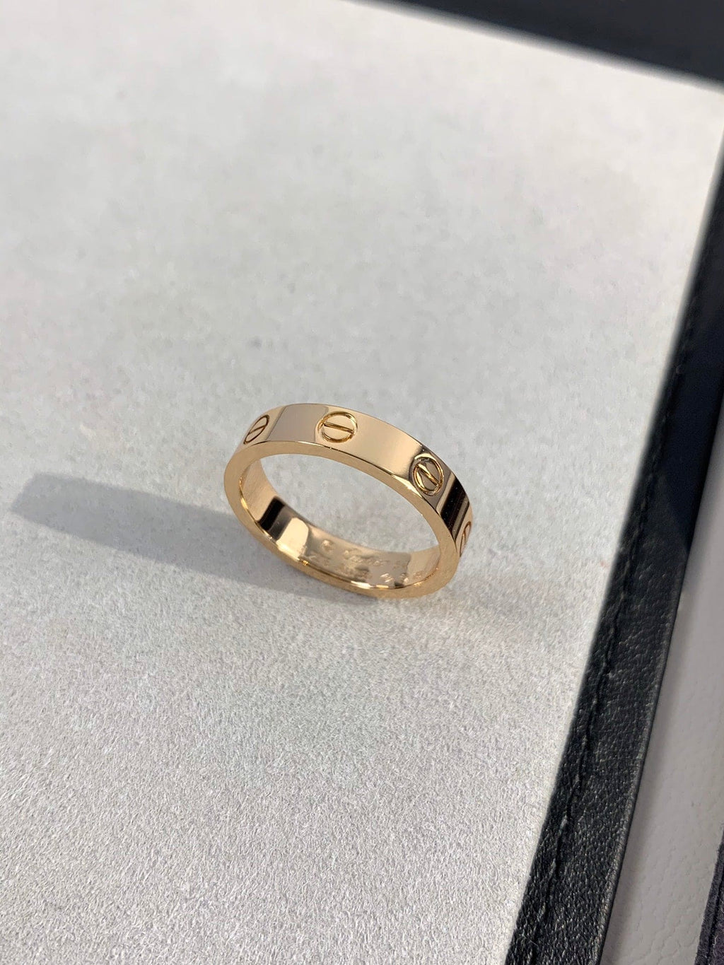 18K Celestial Love Wedding 4mm Ring
