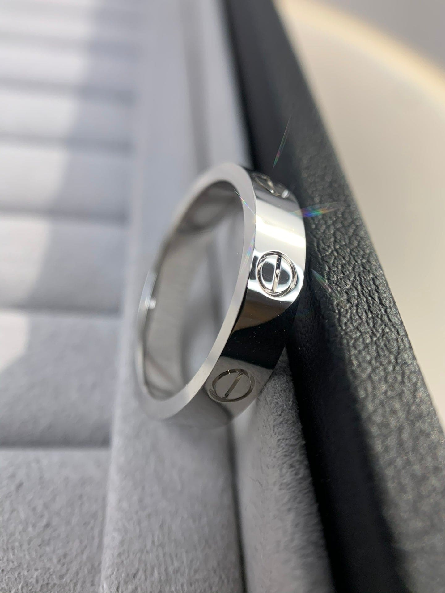 18K Celestial Love Wedding 4mm Ring