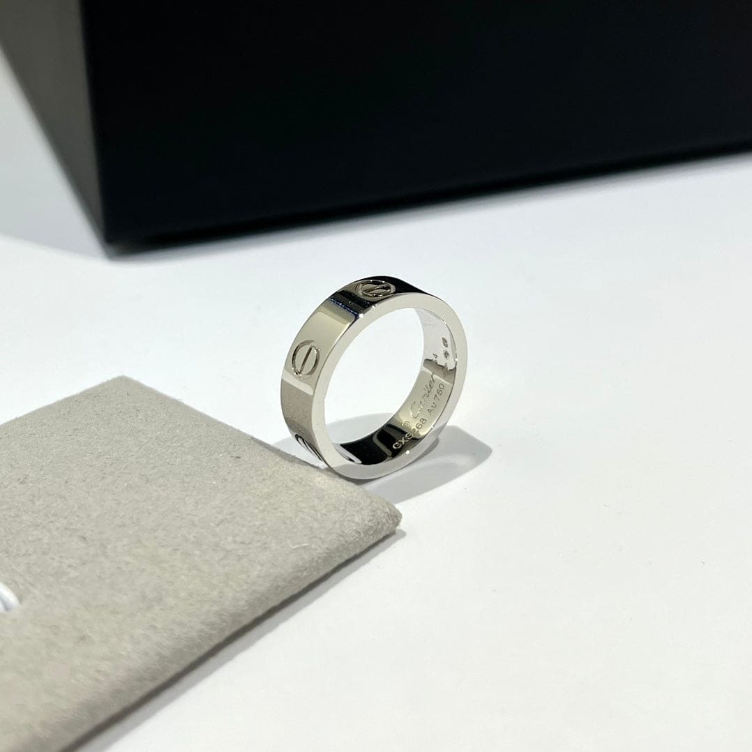 18K Celestial Love Wedding 6mm  Ring