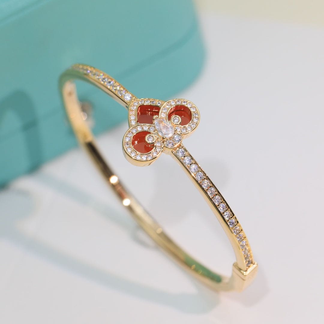 18K Celestial T Fleur De Lis Bracelet