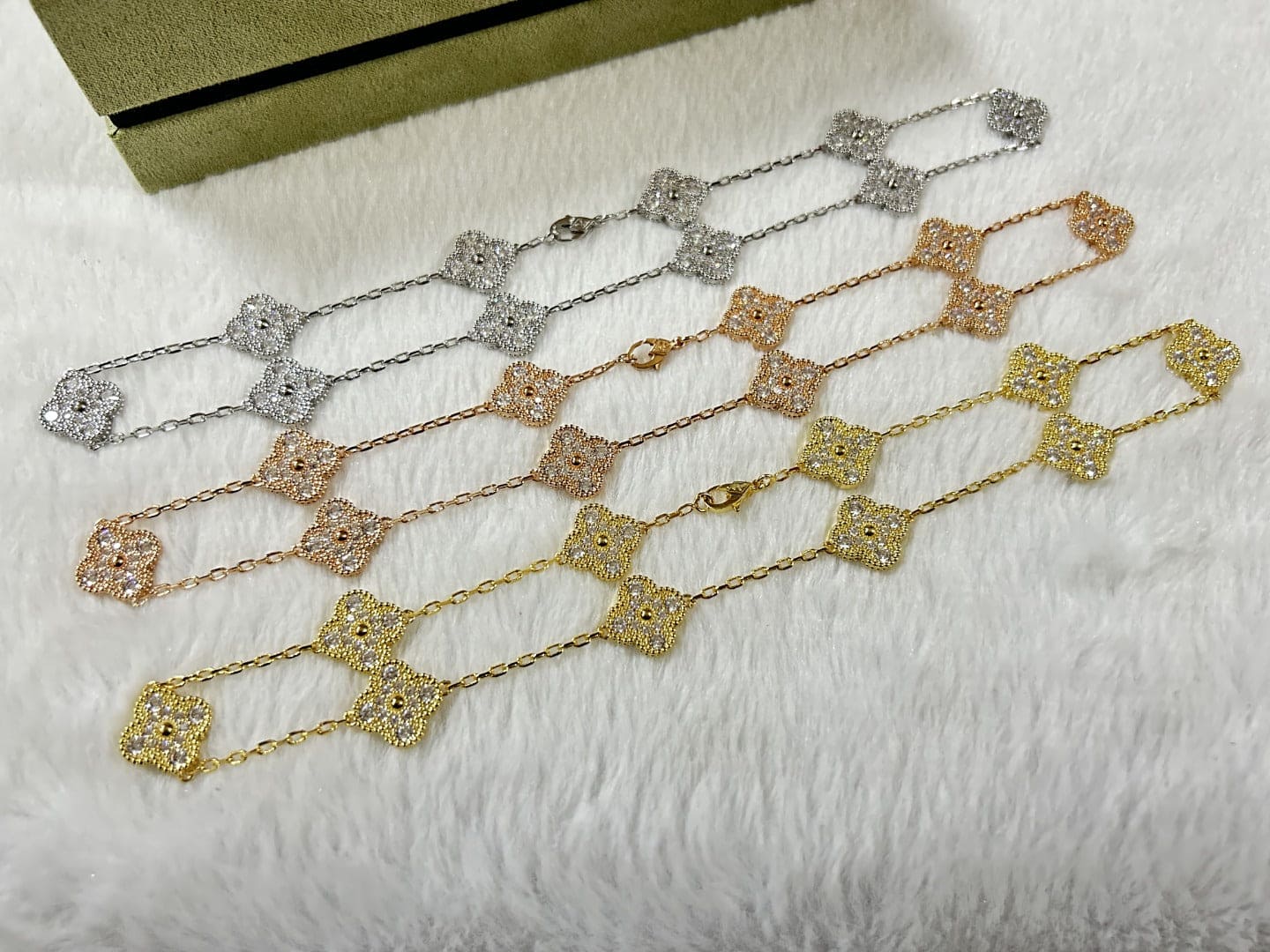 18K Celestial Vintage Alhambra Diamonds 10 Motifs Necklace