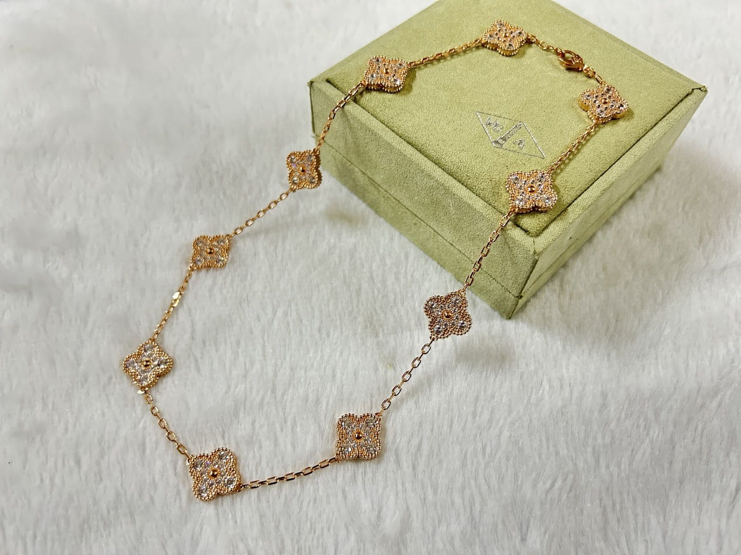 18K Celestial Vintage Alhambra Diamonds 10 Motifs Necklace