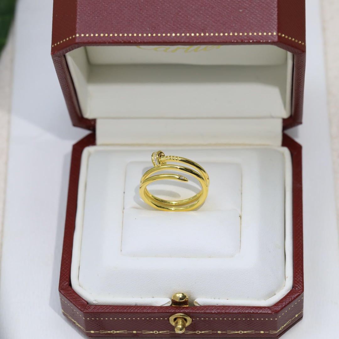 18K Celestial Juste Un Clou Diamond Ring