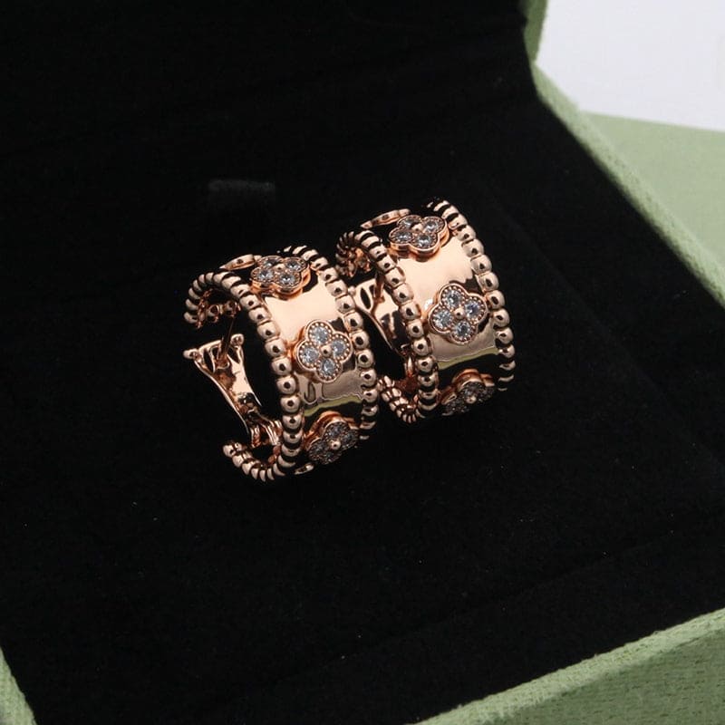 18K Celestial Perl̩e Clovers Hoop Earrings