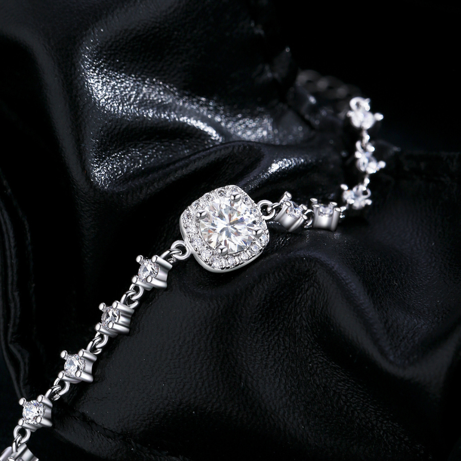 Luxury Moissanite Halo Bracelet – 0.8CT D Color 925 Sterling Silver