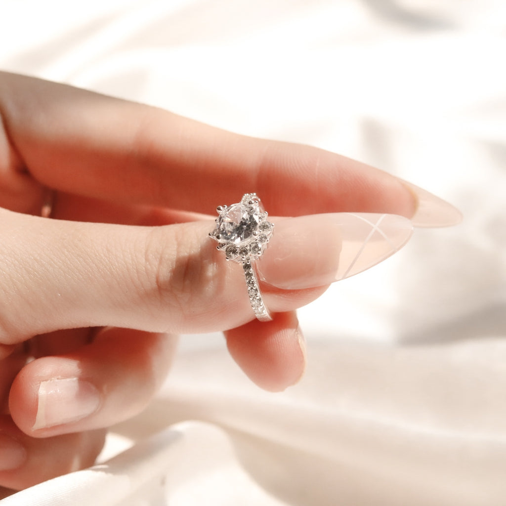 ELVORIA 6mm Moissanite Ten-Petal Flower Ring GRA ELVDA05 – Platinum Plated 925 Sterling Silver