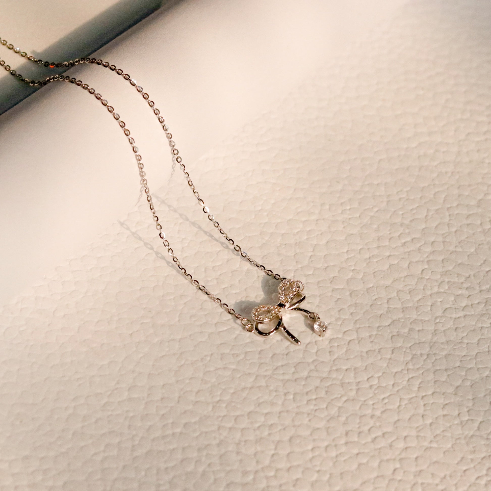 ELVORIA Tiny Bow Ahri Necklace – 18K Rose Gold & Platinum Plated 925 Sterling Silver