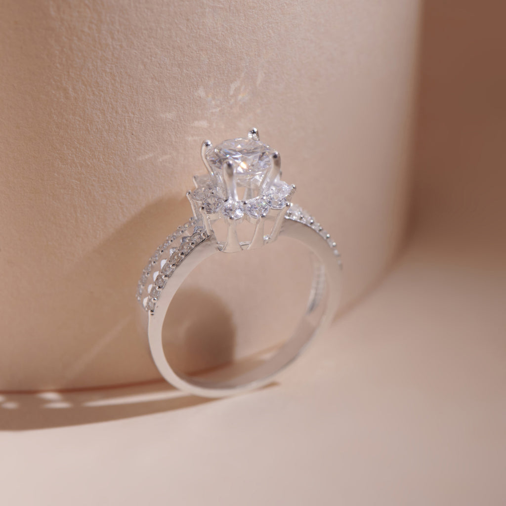 ELVORIA 6mm Moissanite Flower Ring GRA ELVDA07– Platinum Plated 925 Sterling Silver