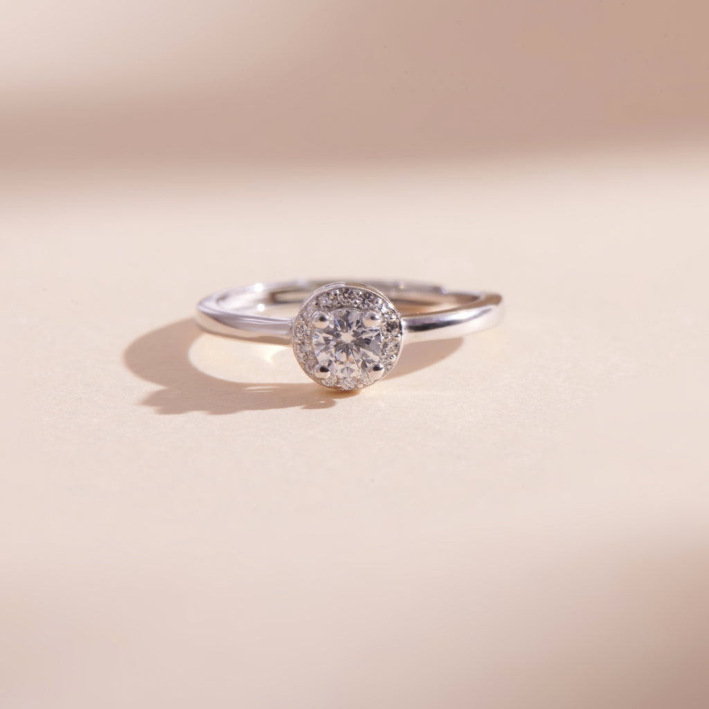 ELVORIA 5mm Moissanite Ring GRA ELVDA104 – Platinum Plated 925 Sterling Silver (Adjustable)