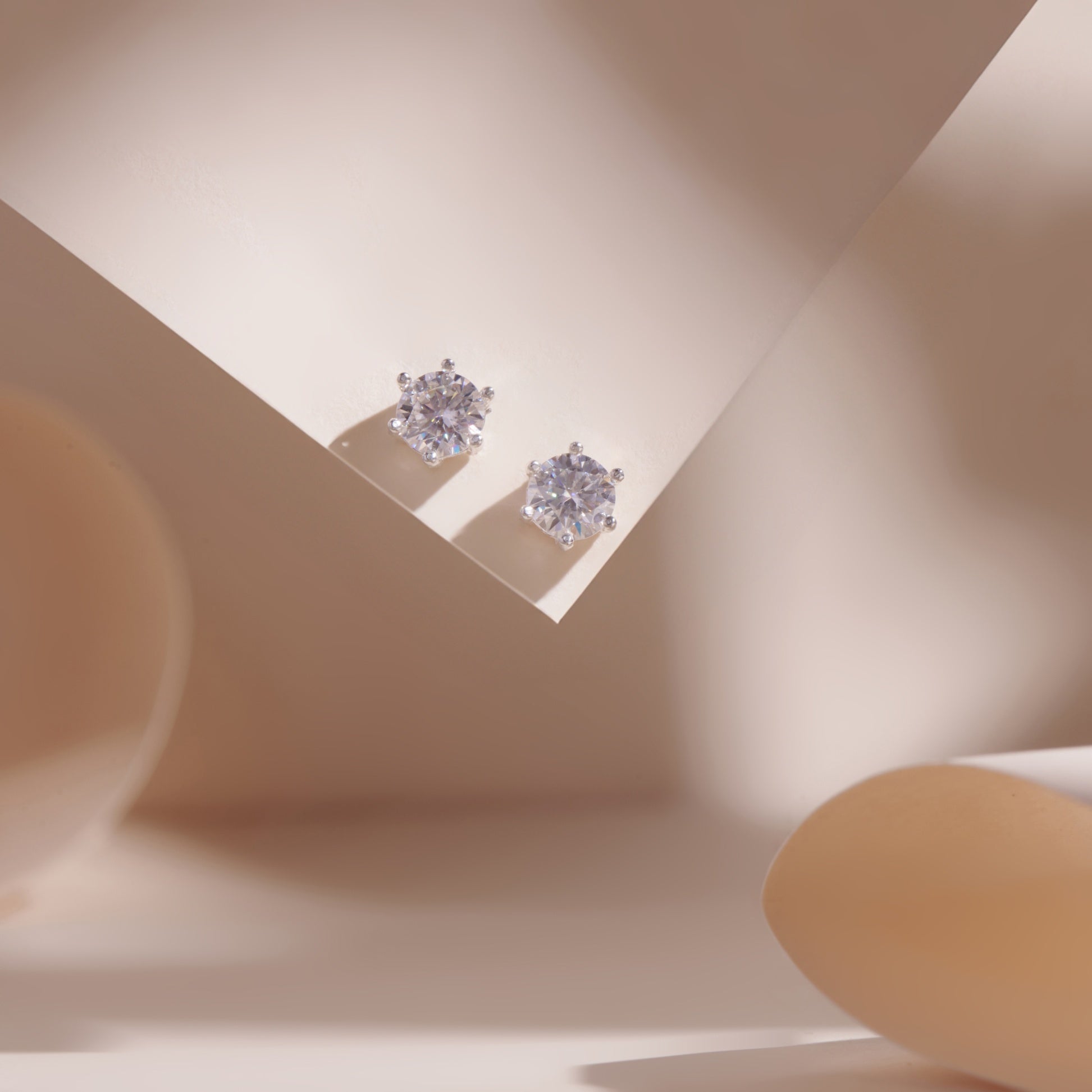 ELVORIA Unisex Moissanite Stud Earrings 6.5mm – Platinum Plated 925 Sterling Silver (GRA Certified)