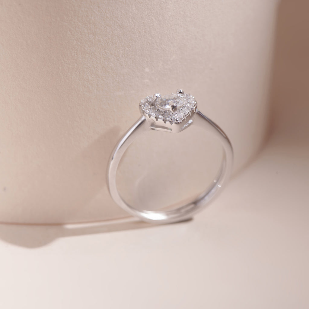 ELVORIA 4mm Moissanite Ring GRA ELVDA94 – Platinum Plated 925 Sterling Silver (Adjustable)