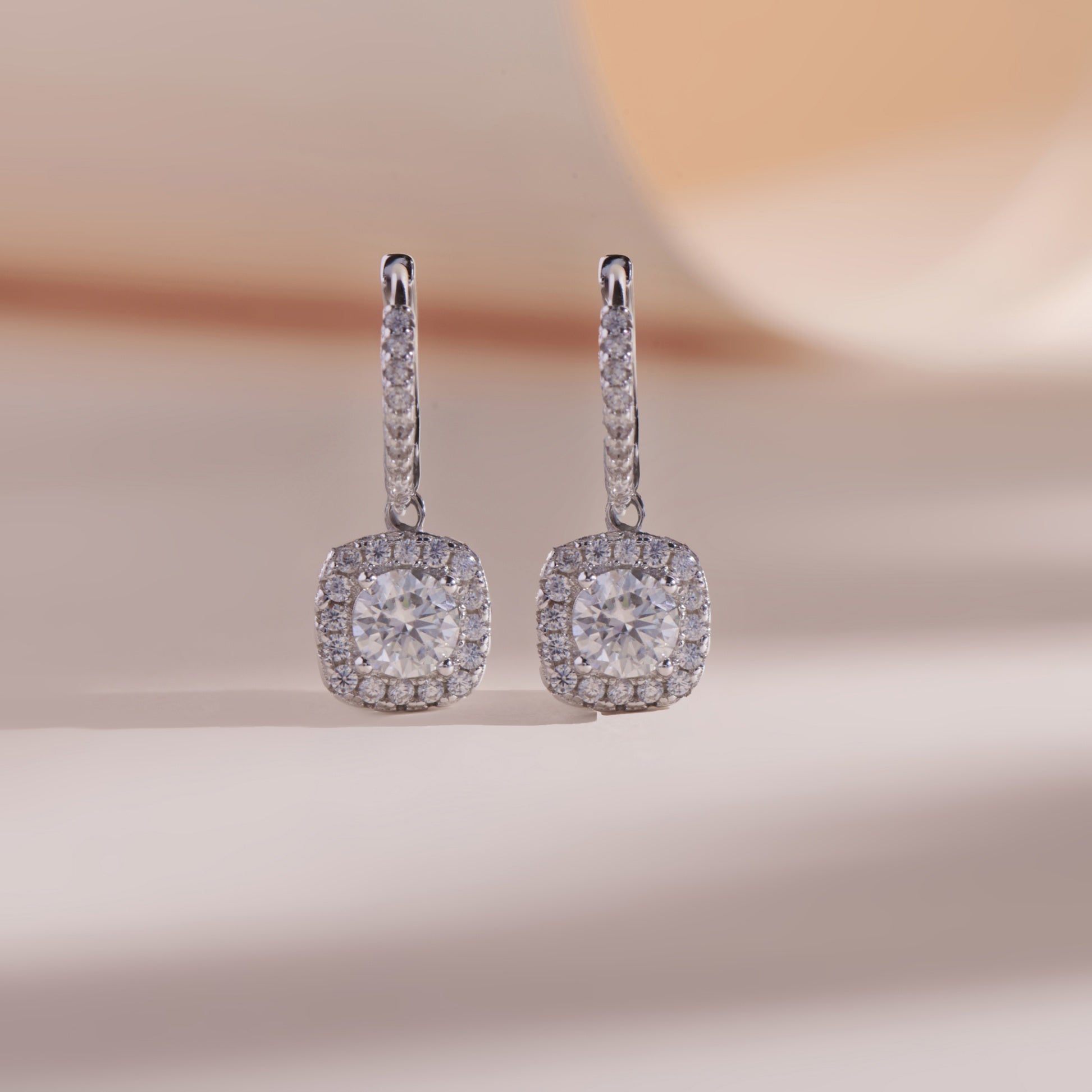 ELVORIA Square Moissanite Stud Earrings 5mm – Platinum Plated 925 Sterling Silver (GRA Certified)