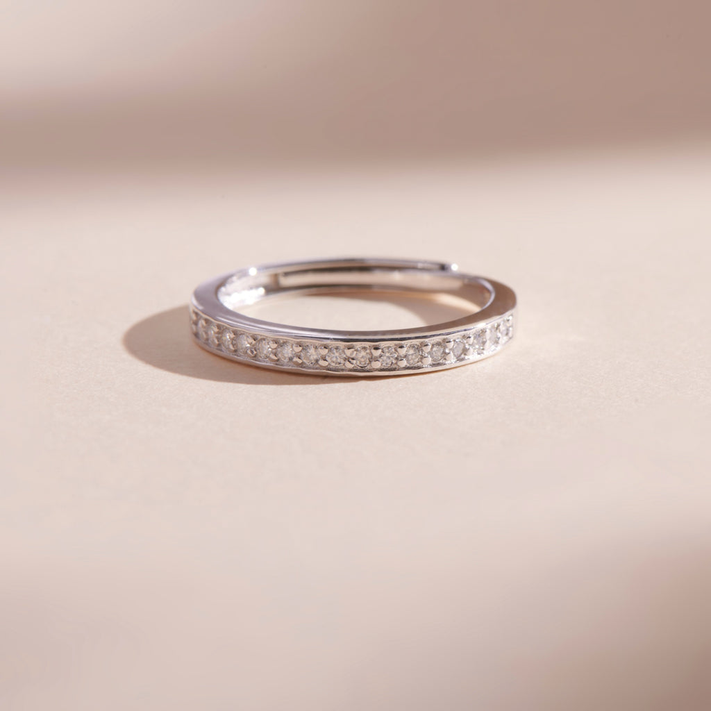 ELVORIA GRA Certified Moissanite Ring – Platinum Plated 925 Sterling Silver (Adjustable)