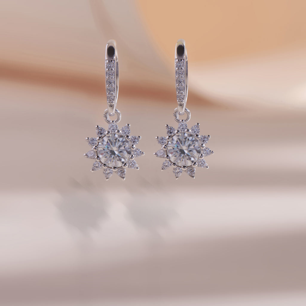 ELVORIA Sunflower Moissanite Earrings 5mm – Platinum Plated 925 Sterling Silver (GRA Certified)