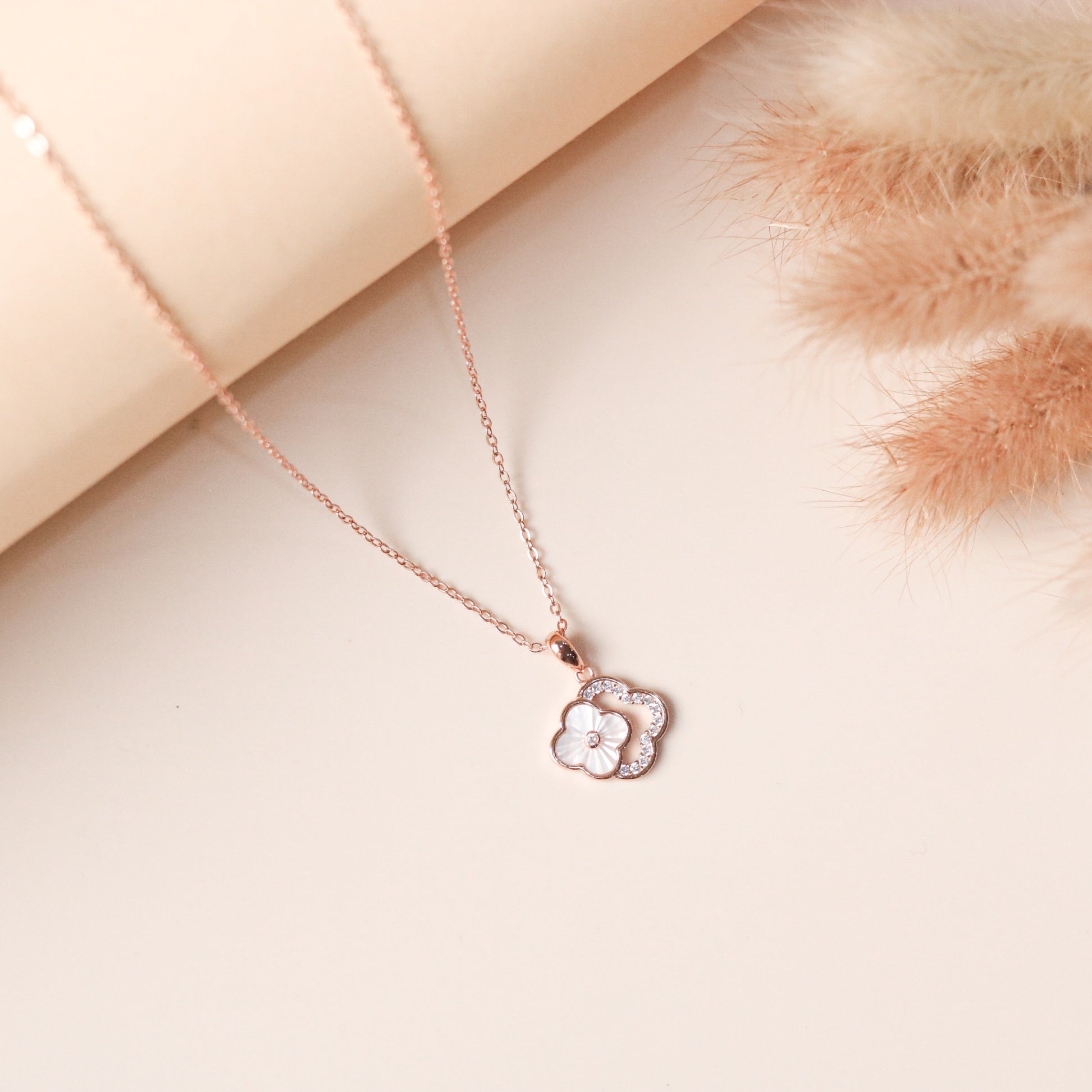 ELVORIA 18K Rose Gold Plated Clover Necklace – 925 Sterling Silver