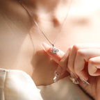 ELVORIA Moissanite Four Leaf Clover Necklace 5mm GRA – 925 Sterling Silver