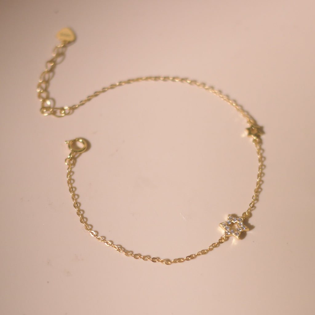 ELVORIA Roise Snowflake Bracelet – 18K Gold Plated 925 Sterling Silver