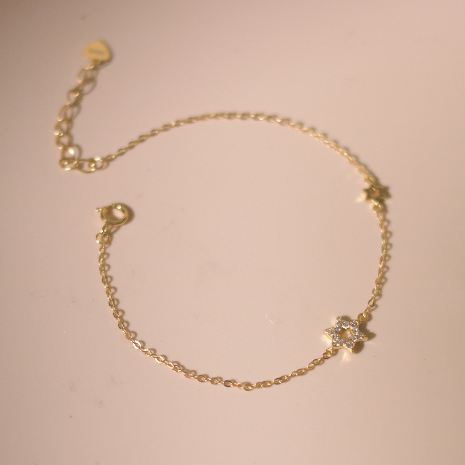 ELVORIA Roise Snowflake Bracelet – 18K Gold Plated 925 Sterling Silver