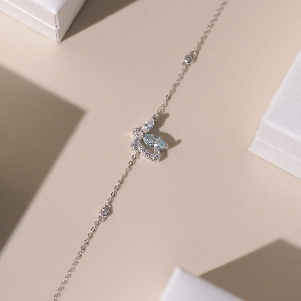 ELVORIA Emmi Butterfly Bracelet with Blue Stone – Platinum Plated 925 Sterling Silver