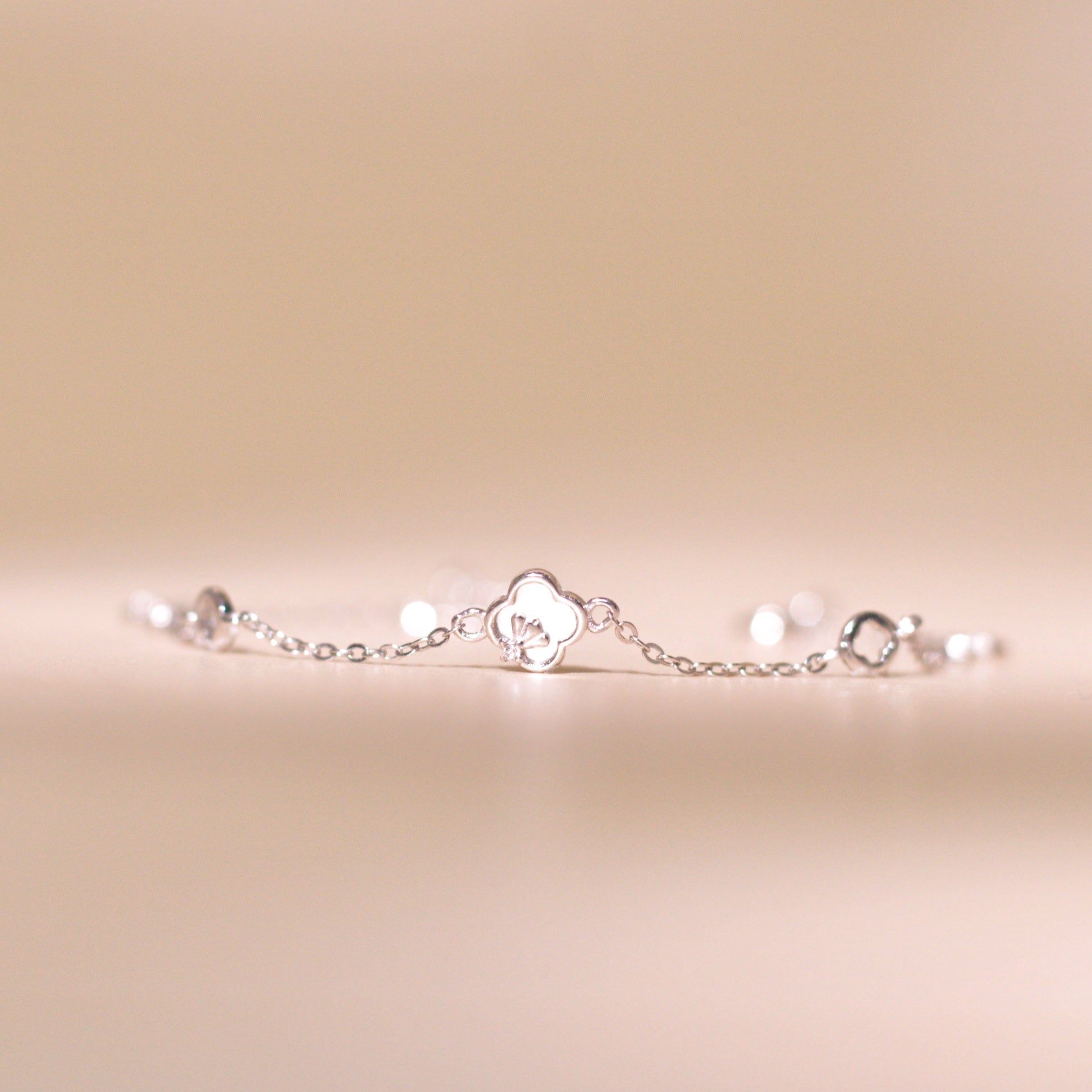 ELVORIA Cindy Modern Clover Bracelet – Rose Gold & Platinum Plated 925 Sterling Silver