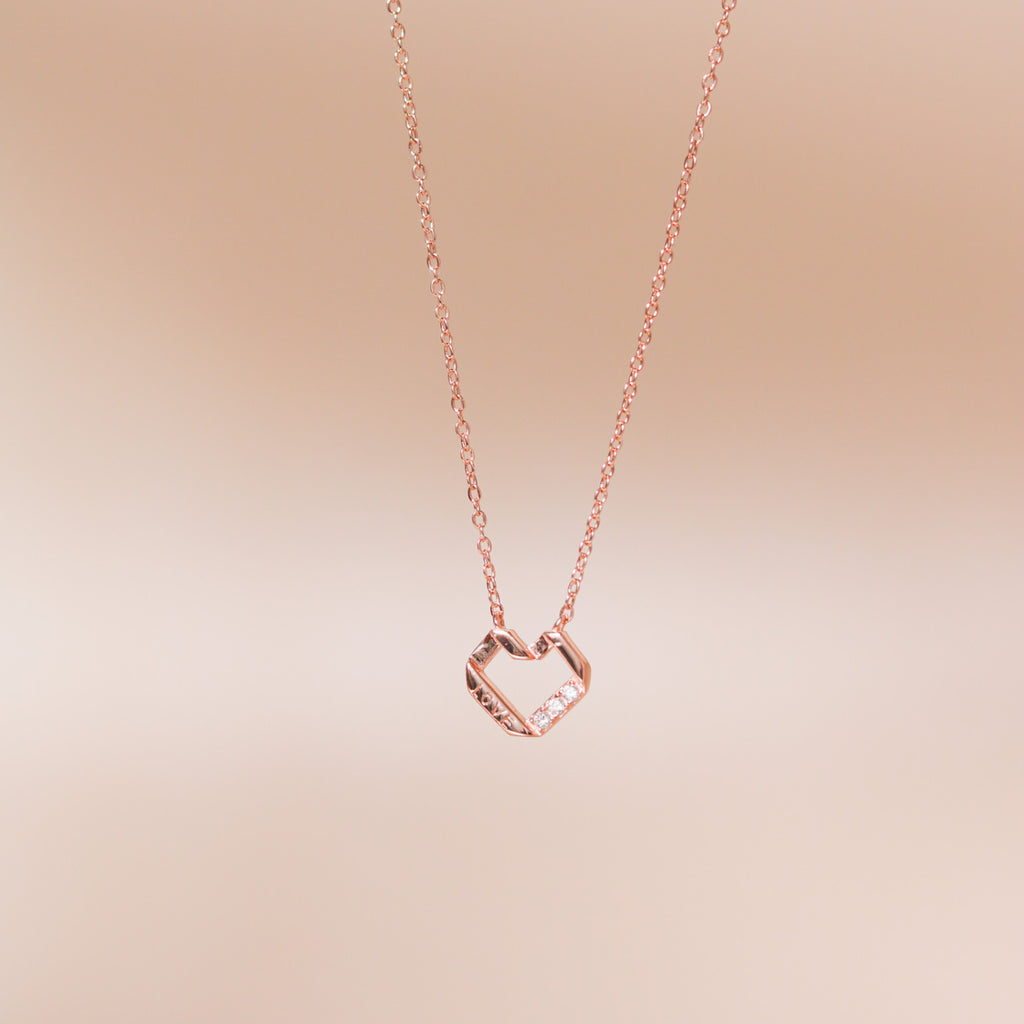 ELVORIA Miyu Heart Necklace – 18K Rose Gold Plated 925 Sterling Silver