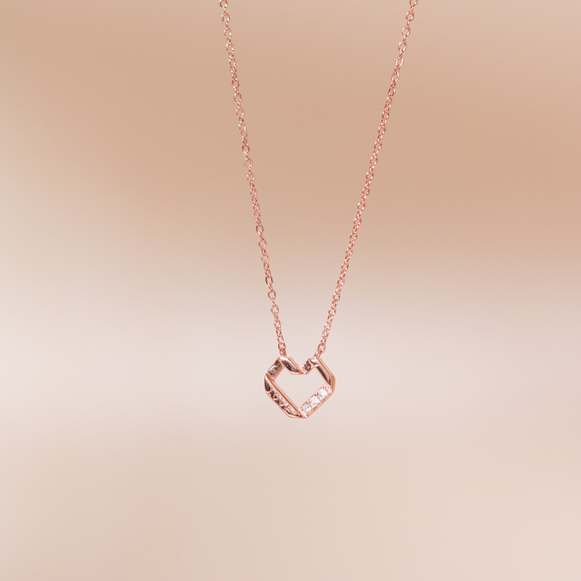 ELVORIA Miyu Heart Necklace – 18K Rose Gold Plated 925 Sterling Silver