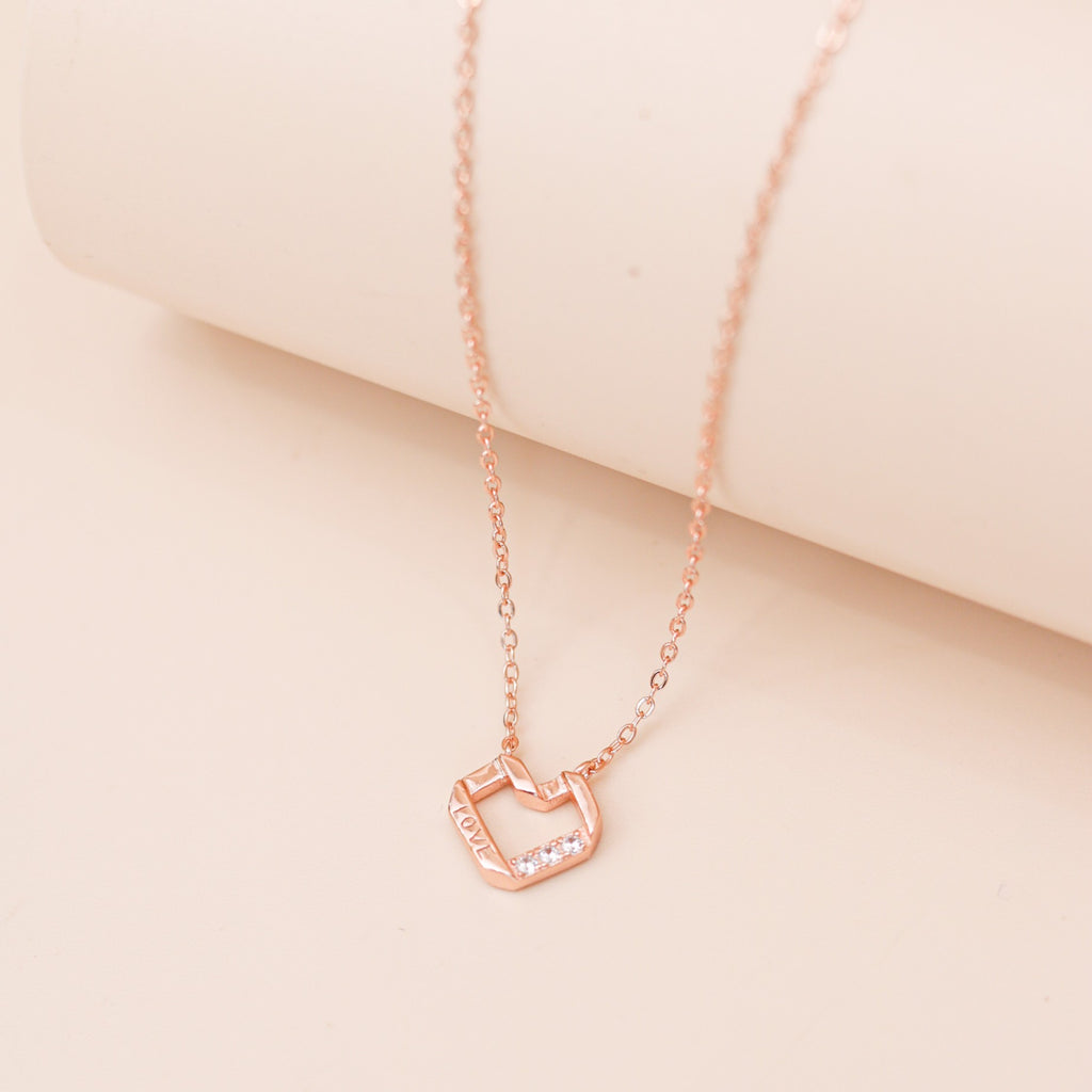 ELVORIA Miyu Heart Necklace – 18K Rose Gold Plated 925 Sterling Silver