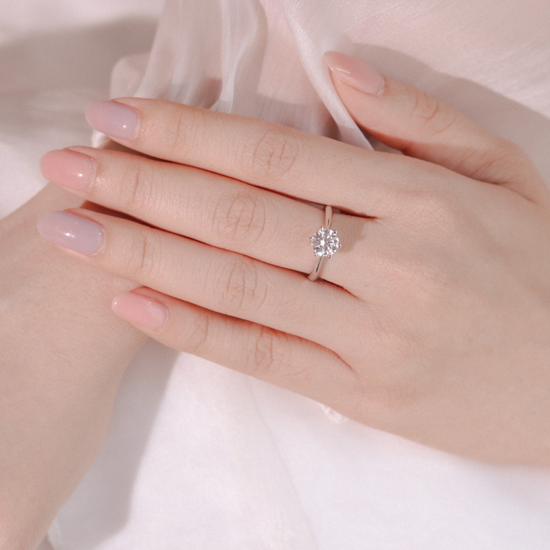 ELVORIA 6.5mm Moissanite Ring GRA ELVDA143 – Platinum Plated 925 Sterling Silver